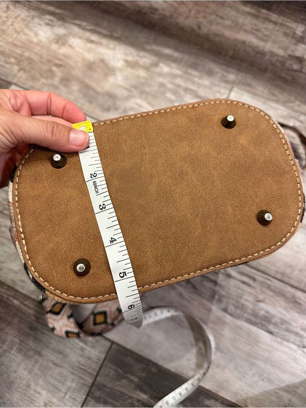 Wrangler Tan & Yellow Aztec Crossbody Bag with Multi Strap - Picture 13 of 14